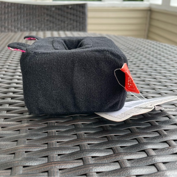 Daiso Japan Black Cat iPhone/iPod Holder - Picture 3 of 8